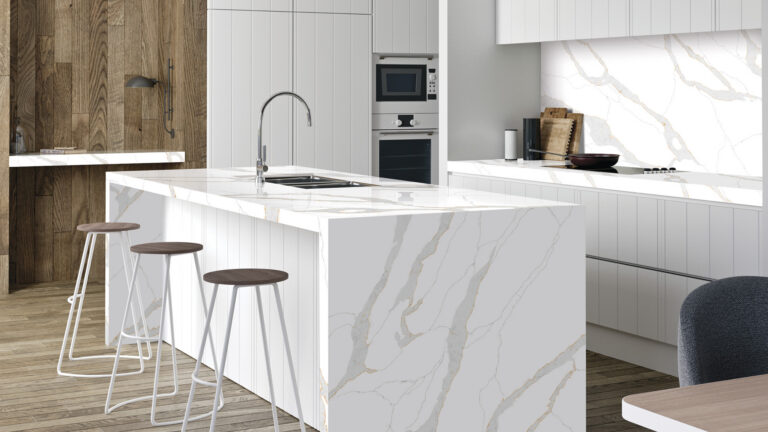7070 calacatta versailles int1