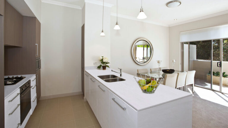 m 707 kitchen 1024×576.jpg