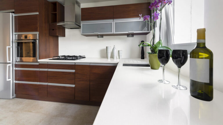 s 203 kitchen 1024×576.jpg